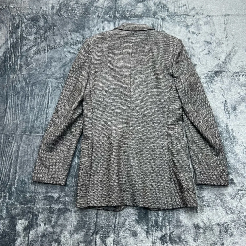 VTG Yves Saint Laurent France Men's 100% Virgin Wool Grey 36 Tweed‎ Blazer Coat